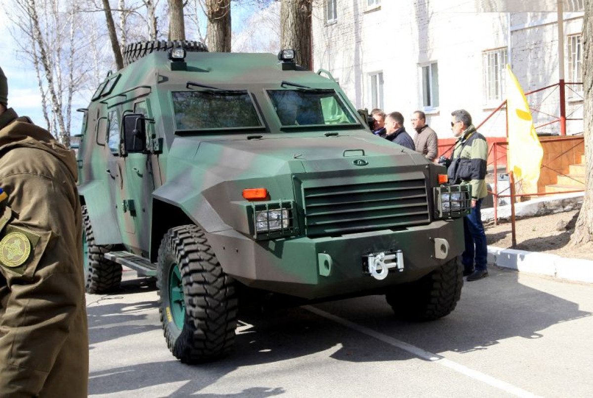 Армейский барс. Броневик Барс 8. Бронемашина Барс-8. Украинский бронеавтомобиль "Барс" ,. Козак 2 бронеавтомобиль.