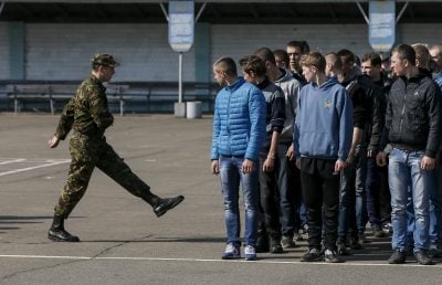 Мобилизованные украинцы, иллюстрация Мобилизованные украинцы, иллюстрация
