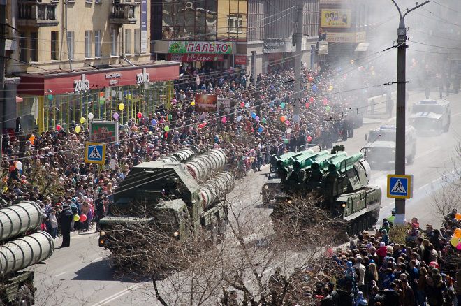 Парад Победы в России: минута молчания и загоревшийся &quot;Бук&quot;, опубликованы фото и видео