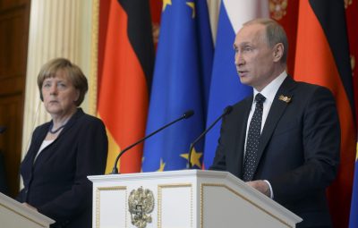Ангела Меркель и Владимир Путин Ангела Меркель и Владимир Путин
