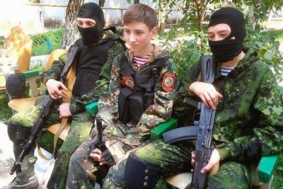 Боевики вербуют детей в Боевики вербуют детей в