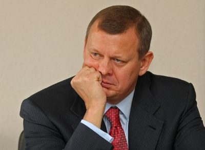 Против экс-"регионала" Клюева в ЕС продлили санкции Против экс-"регионала" Клюева в ЕС продлили санкции