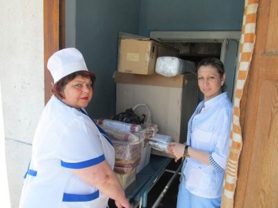 Работницы медсклада