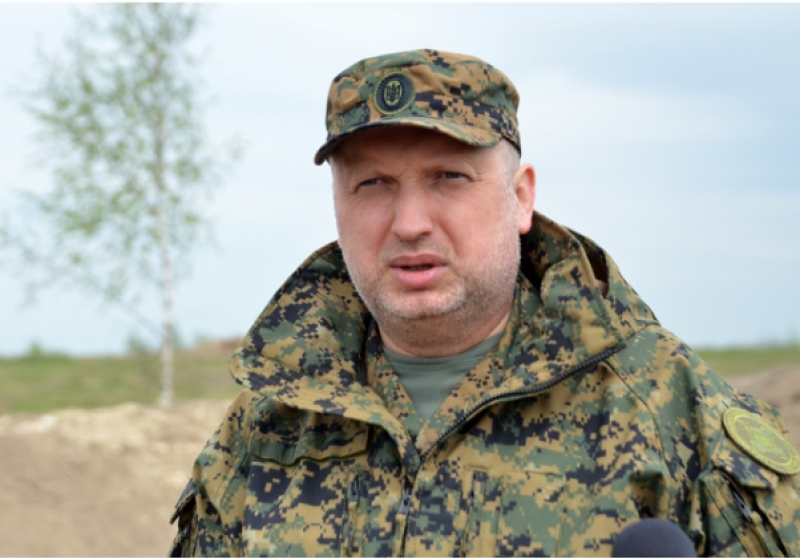 Турчинов посоветовал Кремлю влиять только на себя, а не на Украину