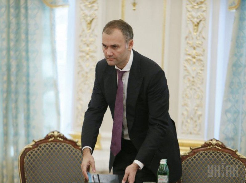 "Продали уголовные дела": министр финансов Януковича Колобов тайно посетил Украину