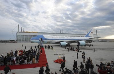 Прибытие Обамы на саммит Прибытие Обамы на саммит