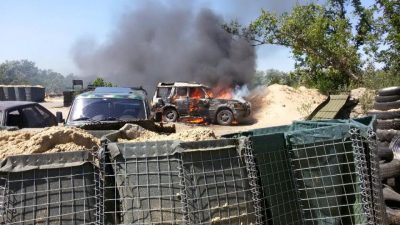 Украинский блокпост под обстрелом, иллюстрация Украинский блокпост под обстрелом, иллюстрация
