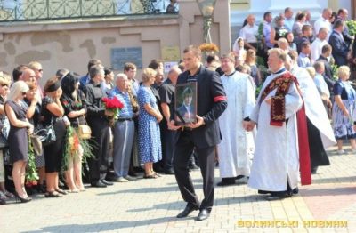 Прощание с Еремеевым: тысячи людей, нардепы и министры, опубликованы фото с места события