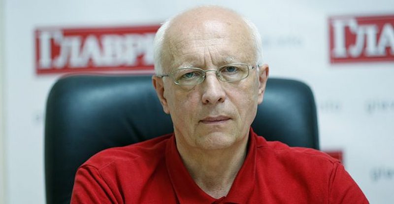 Начался чат с экономистом и политологом Олегом Соскиным