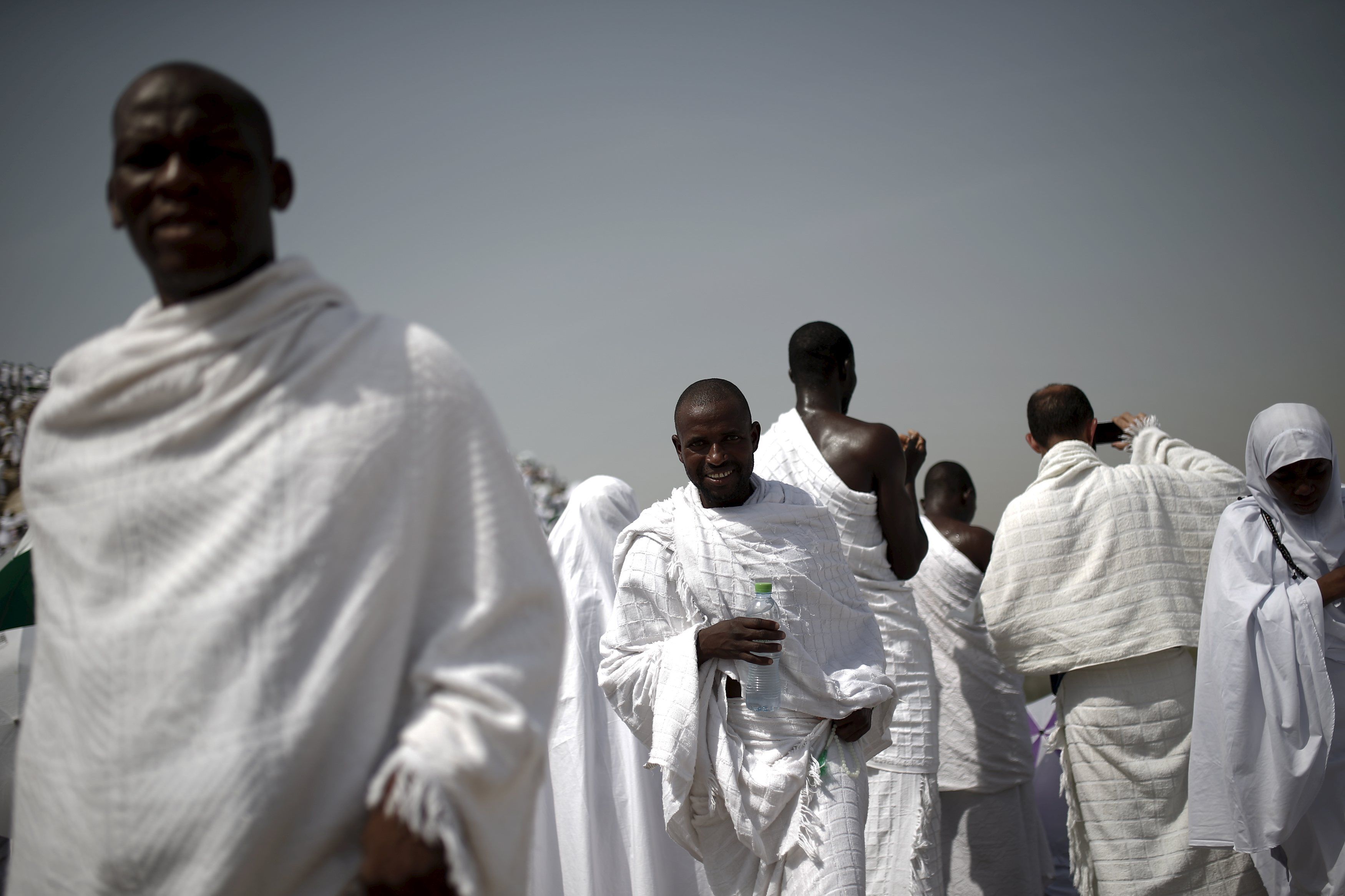 Мусульмане всего мира сегодня празднуют Курбан-байрам: опубликованы фото