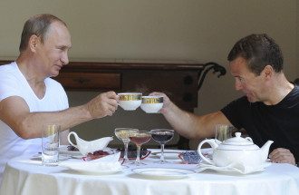 Путин, Медведев Путин, Медведев