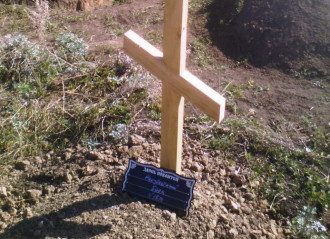 Могила бойовика на Донбасі Могила бойовика на Донбасі