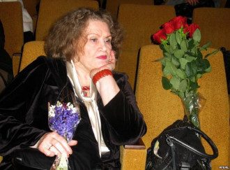 Ліна Костенко відзначає 91-й день народження Ліна Костенко відзначає 91-й день народження