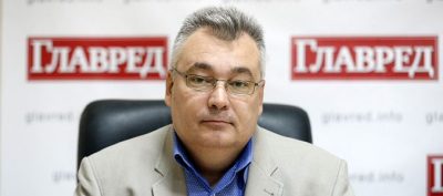 Начался чат с общественным деятелем Дмитрием Снегиревым