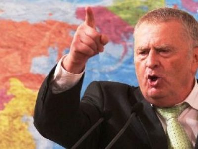 "Разделим на 10 частей": Жириновский забредил флагом РФ над Киевом