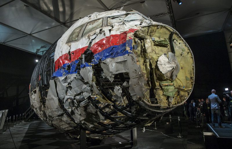 Российский генерал открестился от причастности к гибели Boeing на Донбассе: "глупость и дурь"