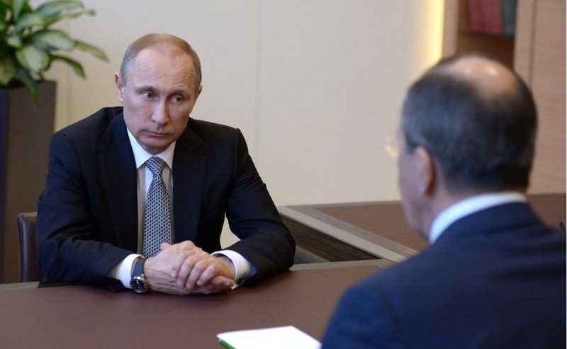 "Ненависть і деградація": топдипломат РФ звинуватив Путіна в злочині і "припечатав" Лаврова