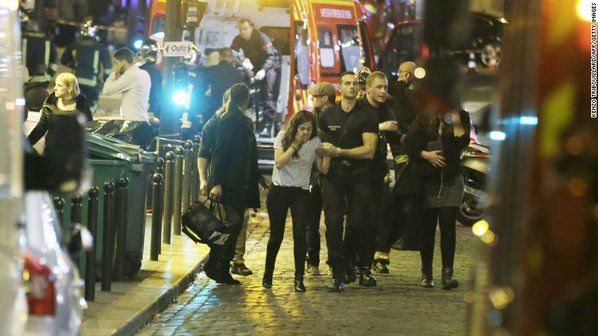 Крупнейший теракт в истории Франции: главные подробности, опубликованы фото и видео с места событий