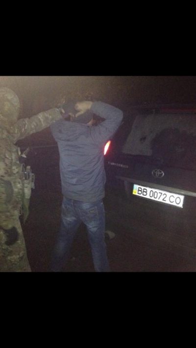 В зоне АТО на взятке погорел сотрудник СБУ В зоне АТО на взятке погорел сотрудник СБУ