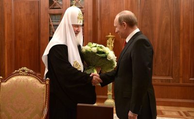 Патриарх Кирилл и Владимир Путин демонстрируют трогательное взаимопонимание Патриарх Кирилл и Владимир Путин демонстрируют трогательное взаимопонимание