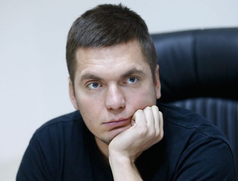 Эксперт рассказал, почему провалился "Волонтерский десант" в Минобороны