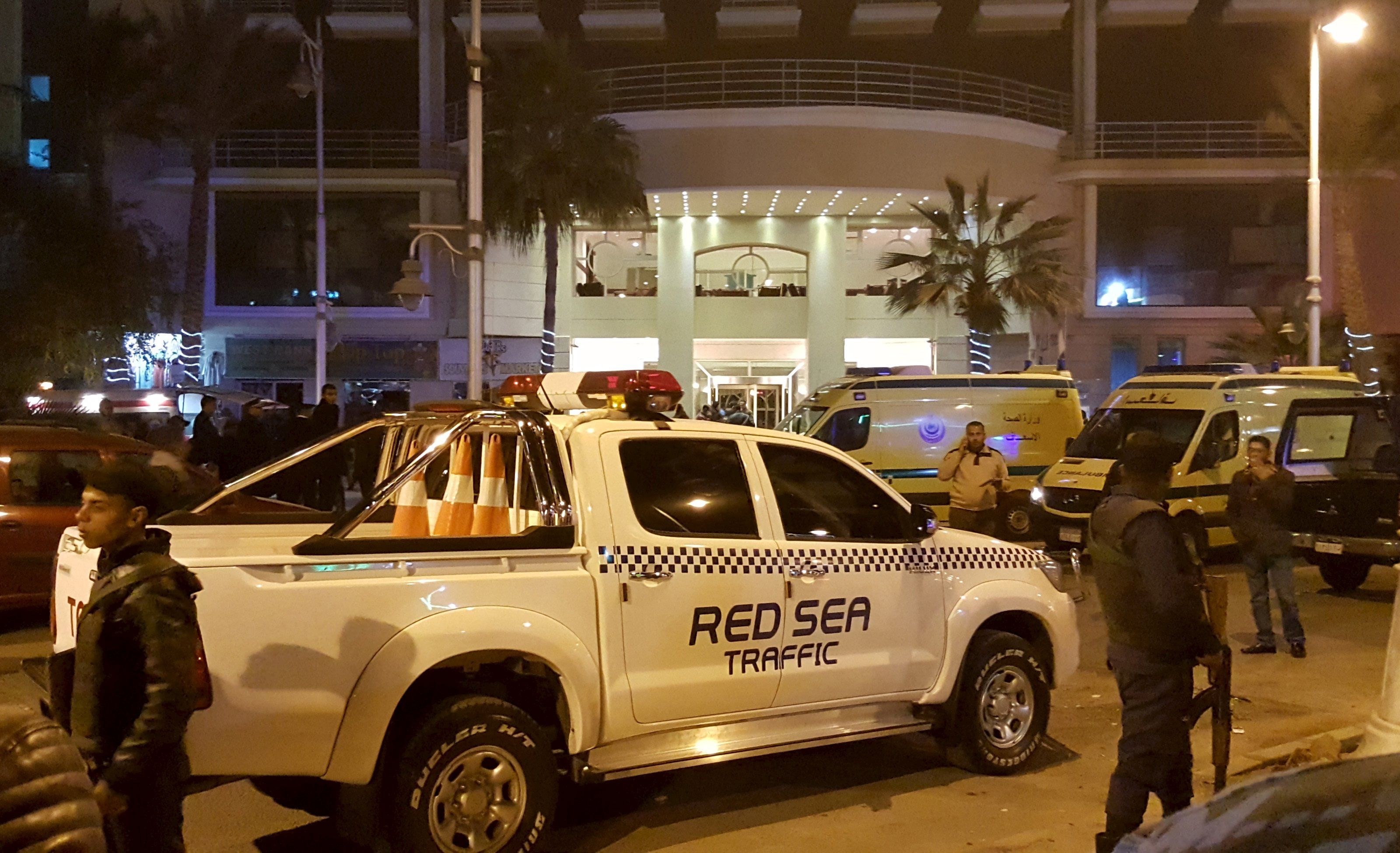 Нападение на отели. Полицейские Египта. Взрыв в отеле в центре Хургады. Что произошло в Хургаде 25 февраля.