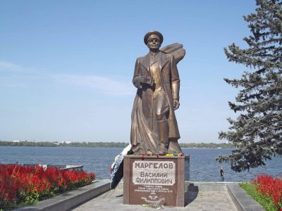 Памятник Маргелову