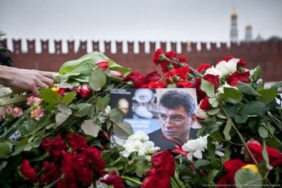 В Москве задержали активистов до начала акции памяти Нецова