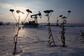 Нефть, Россия, снег Нефть, Россия, снег