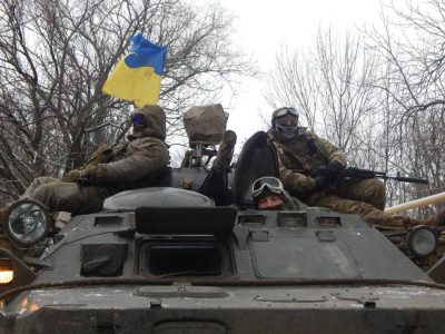 В разведке сообщили, что на Донбассе уничтожили САУ и ракетный комплекс противника