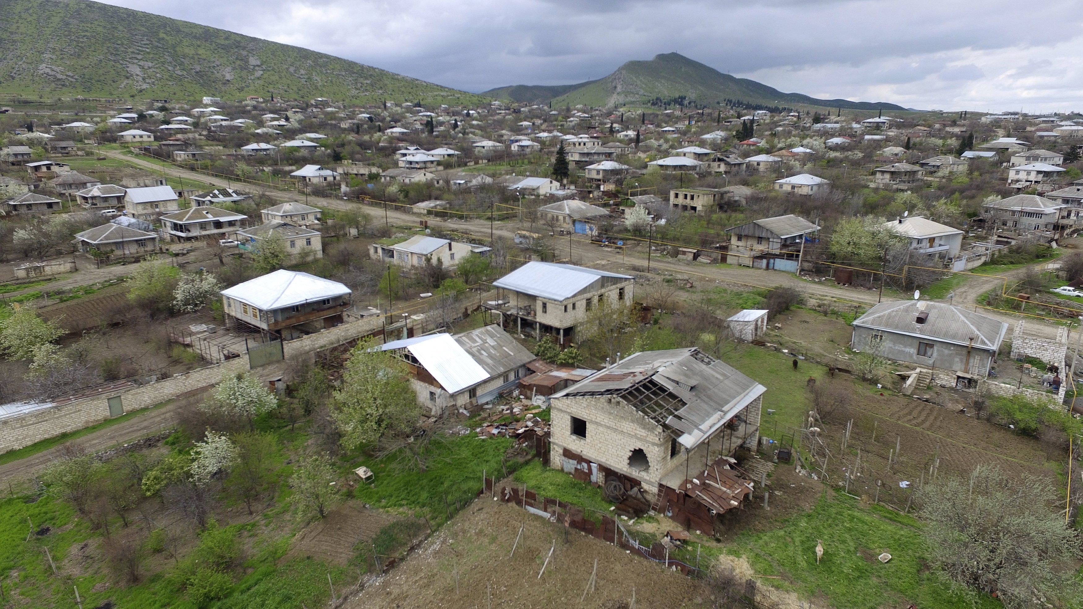 На границе Армении и Азербайджана вспыхнули боевые действия с жертвами