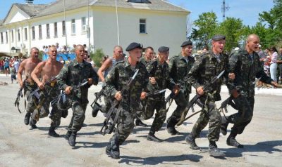 Адмирал рассказал, как украинские военные моряки со стрельбой предотвратили кризис в Крыму