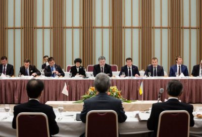 / twitter.com/APUkraine / twitter.com/APUkraine