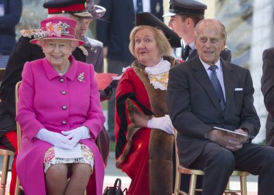 В Британии супруг королевы Елизаветы II перевернулся на автомобиле