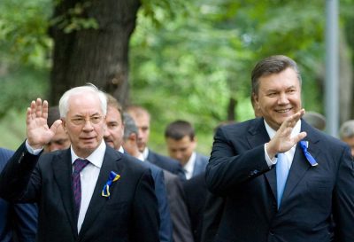 Виктор Янукович и Николай Азаров.