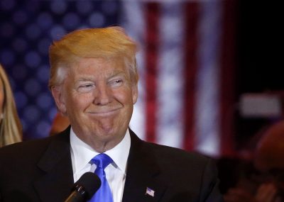 Трамп утверждает, что имел право раскрывать России данные о терроризме