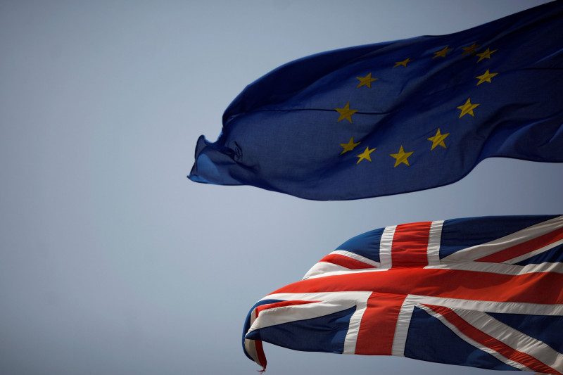 В Британии потерпело провал соглашение Мэй по Brexit