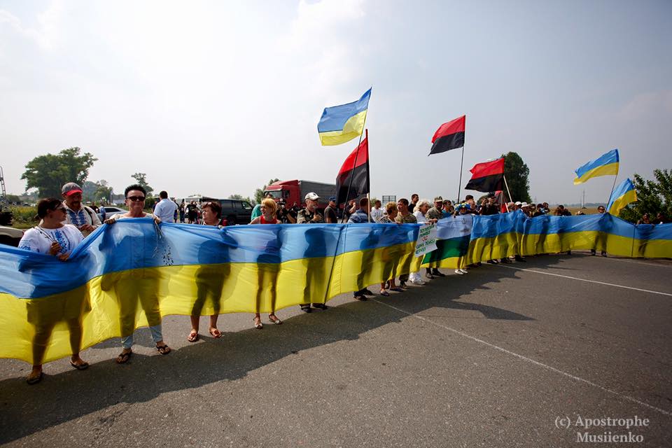 Крестный ход в Киеве приостановлен из-за угрозы теракта: опубликованы фото
