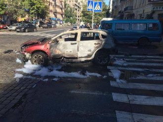В Киеве из-за взрыва авто погиб журналист Павел Шеремет: опубликованы фото с места происшествия