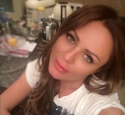 Юля Началова