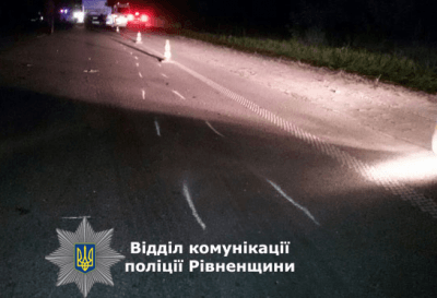 Под Ровно маршрутка столкнулась с грузовиком, есть жертвы: фото с места ДТП