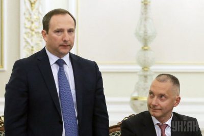 Замена менеджера Банковой: почему ушел Борис Ложкин и чего ожидать от Райнина