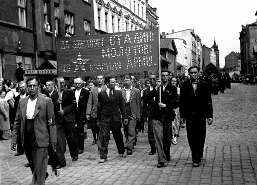 1 сентября 1939 года день недели