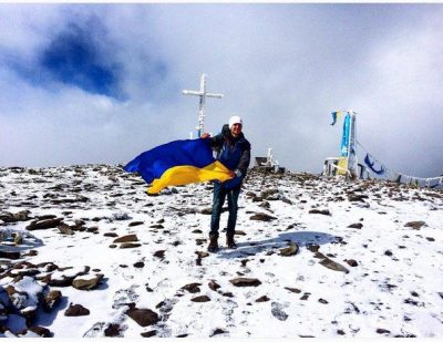 В Украине выпал первый снег: опубликованы фото и видео