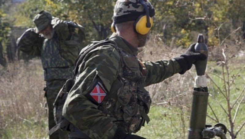 Боевики обстреливают жилые дома мирного Торецка — Аброськин