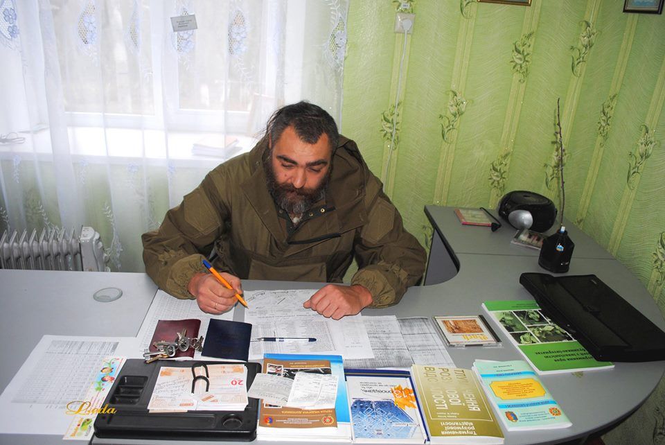 Володимир Регеша готує публікацію про будинок-інтернат у Меджибожі Володимир Регеша готує публікацію про будинок-інтернат у Меджибожі