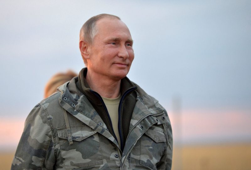 Путин много лет подряд отправлял в Германию агентов ФСБ под видом беженцем — СМИ