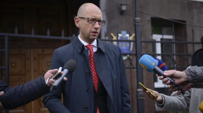 Яценюк после встречи с Байденом: санкции против РФ должны действовать, пока Россия не покинет украинскую территорию