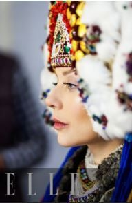 Тина Кароль удивила свадебным нарядом в этно-стиле