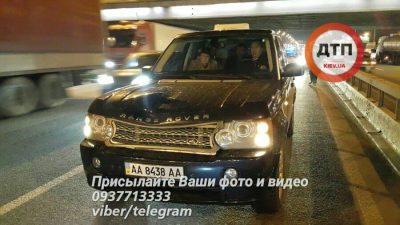 В Киеве джип сбил насмерть шестиклассника В Киеве джип сбил насмерть шестиклассника